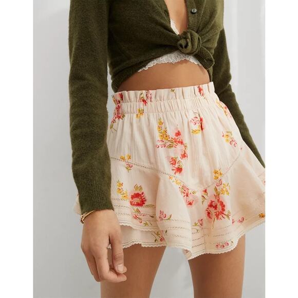 Aerie Cream + Pink Floral Rock 'n' Ruffle Skort - XS - Picture 1 of 11